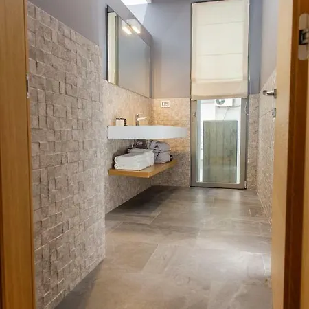 Buze Boutique Szálloda Saranda