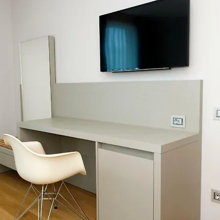 Buze Boutique 4*
