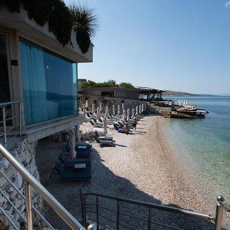 Buze Boutique Hotel Sarandë