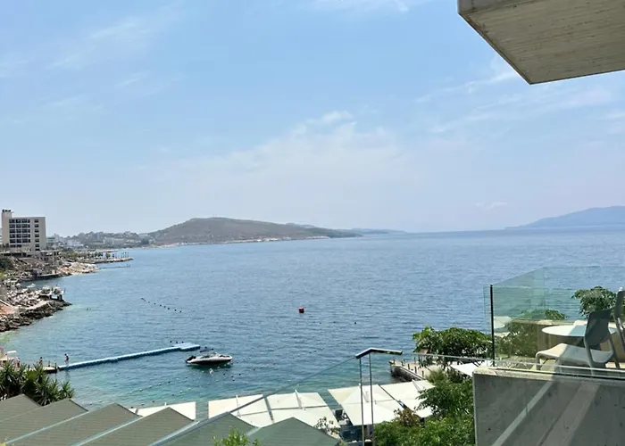 Buze Boutique 4*